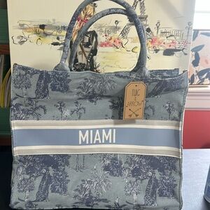 Twig & Arrow Large Canvas Blue Miami palm trees  Tote bag